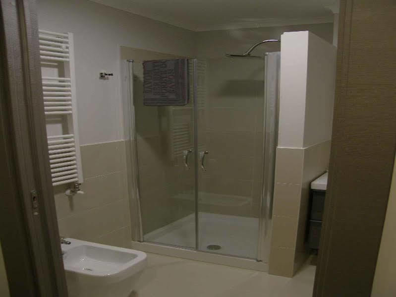 Zuretti 61 Bed & Breakfast Milan Exterior photo